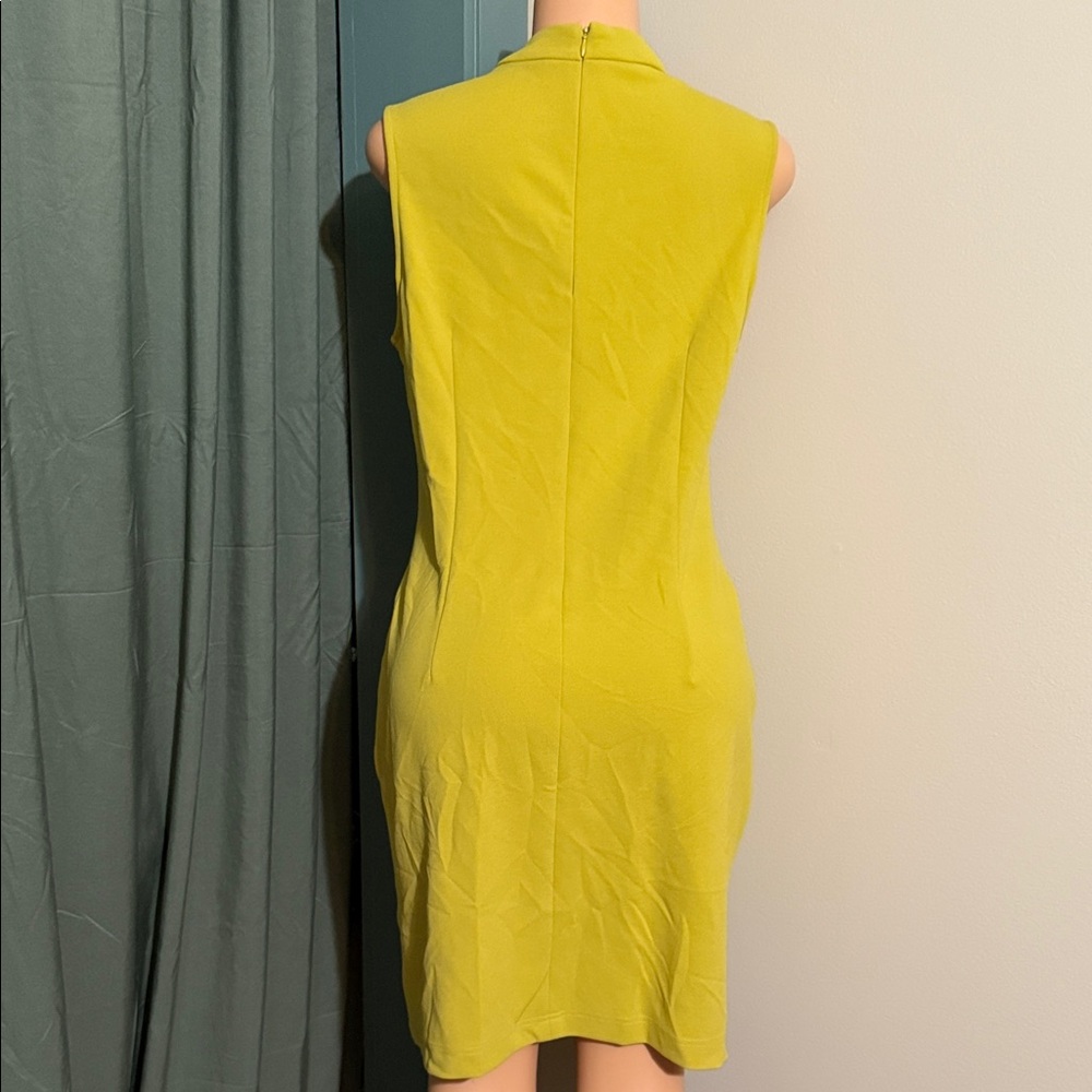 Sharagano Sleeveless Lime Mini Dress - Picture 2 of 7